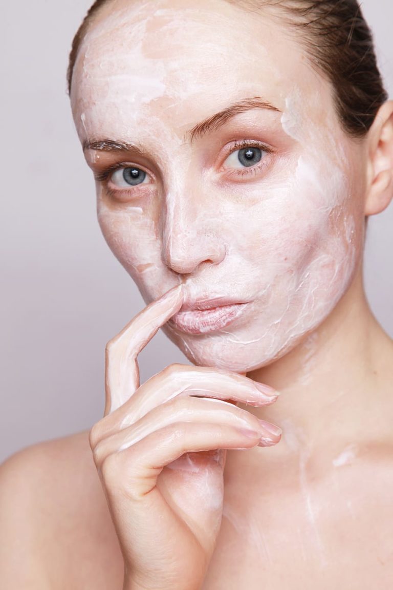 10 Common Skincare Mistakes You Should Avoid
