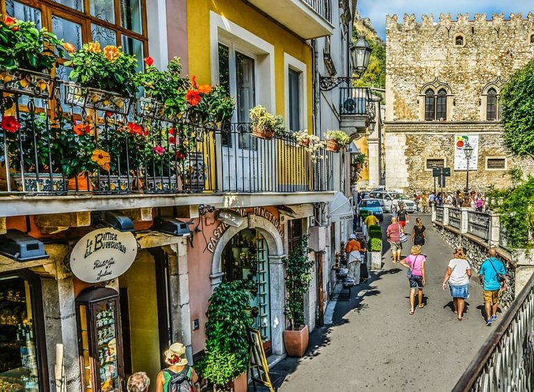 The Art of Slow Travel: Discovering the Charm of Small Towns in Italy